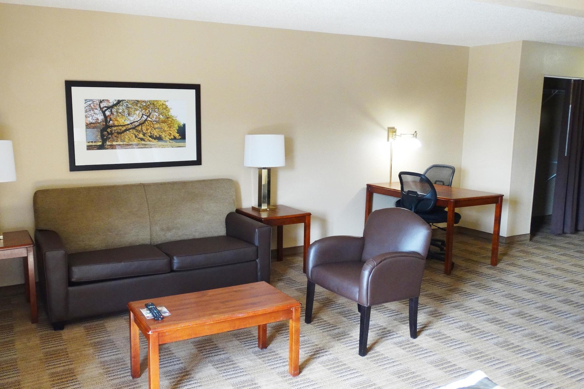 Extended Stay America Select Suites - Rockford - State Street Kültér fotó