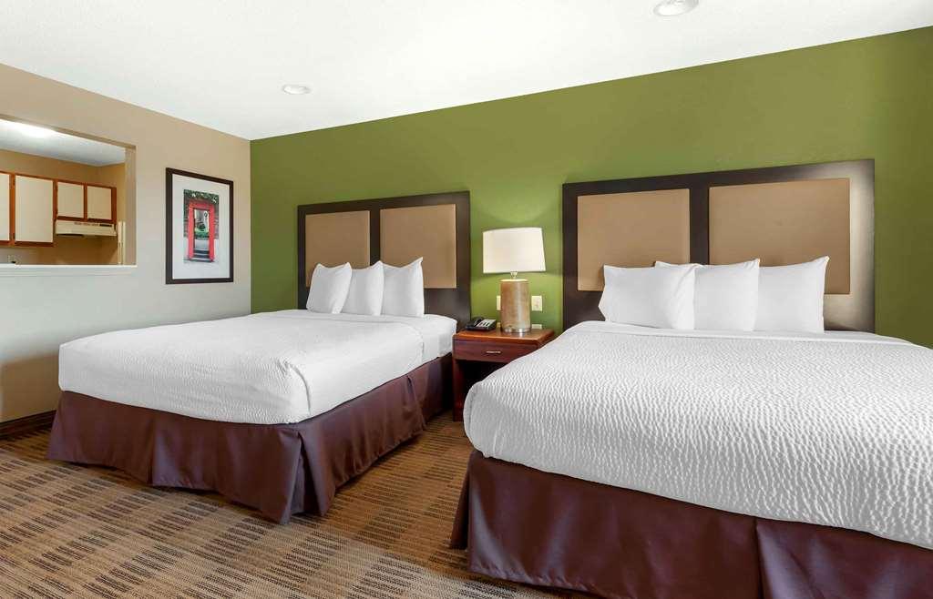 Extended Stay America Select Suites - Rockford - State Street Szoba fotó