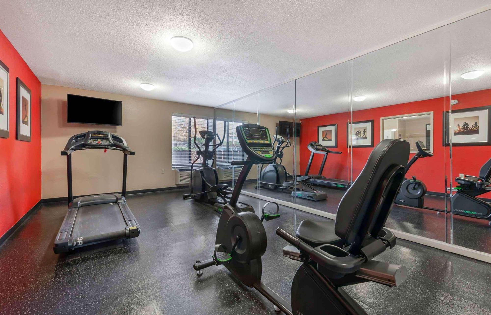 Extended Stay America Select Suites - Rockford - State Street Kültér fotó