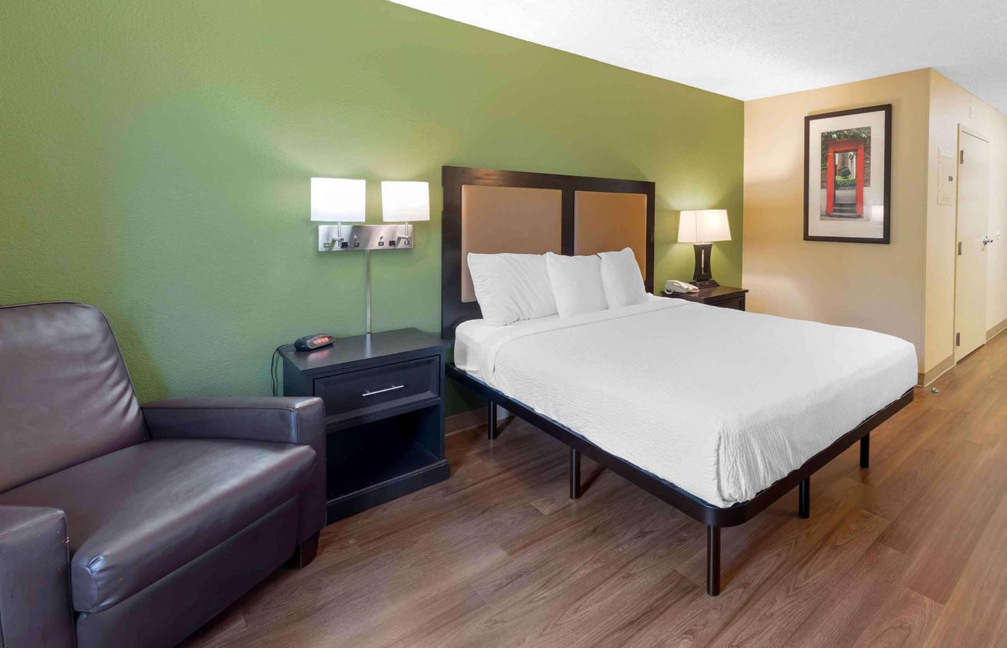 Extended Stay America Select Suites - Rockford - State Street Kültér fotó