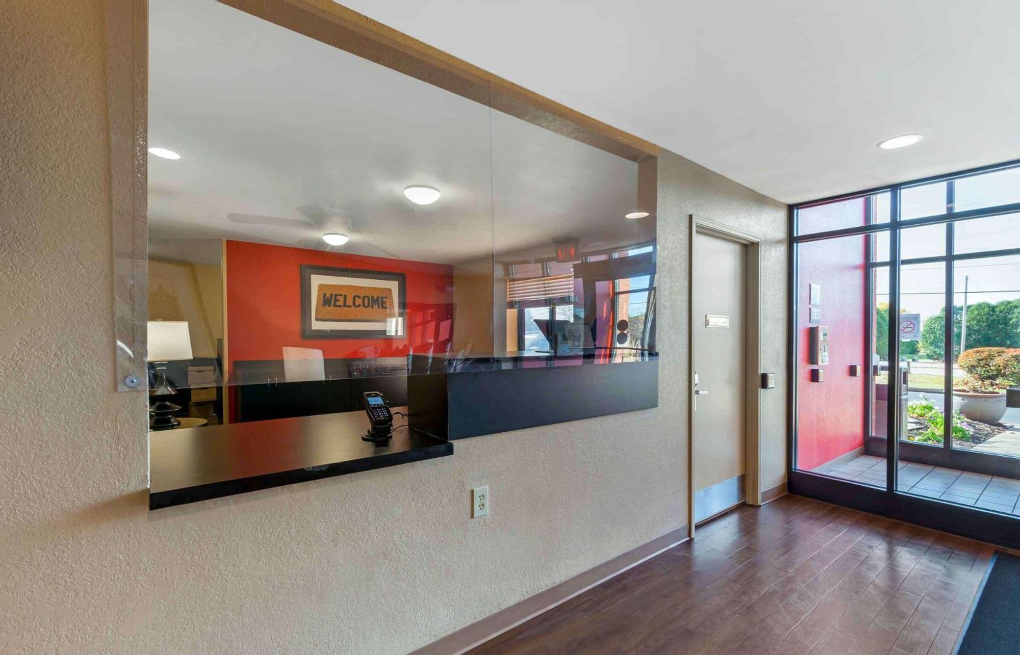 Extended Stay America Select Suites - Rockford - State Street Kültér fotó