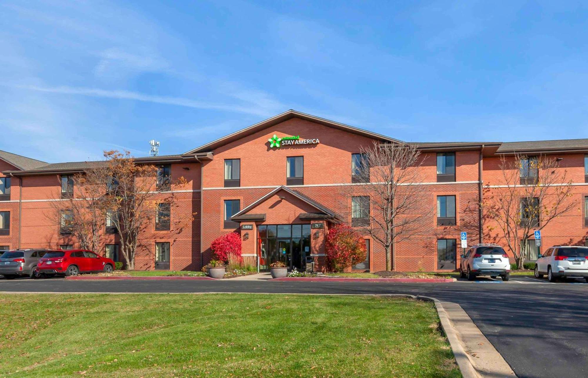 Extended Stay America Select Suites - Rockford - State Street Kültér fotó